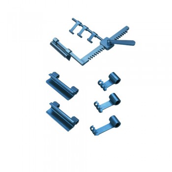 Sternal-IMA Retractor Arm Length 170mm Consists of: 20mm blades 25mm blades 28mm hooks 32mm hooks 38mm hooks